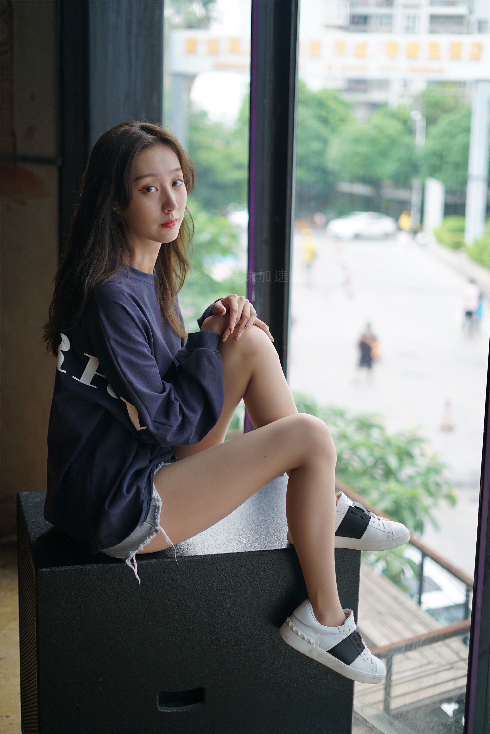 学妹加速跑 XM087《腿玩年的腿-九九》